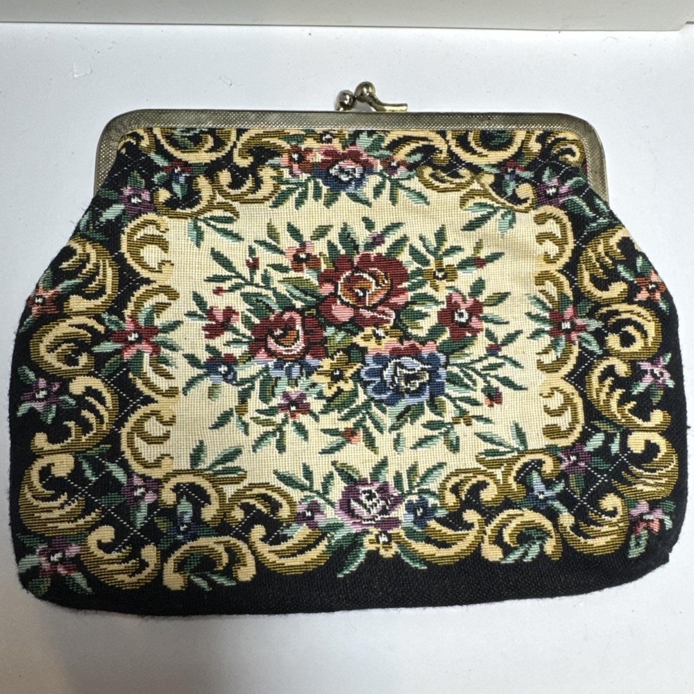 Petit Point Tapestry Kiss Lock Clutch VTG Hong Kong Purse Makeup Bag Floral